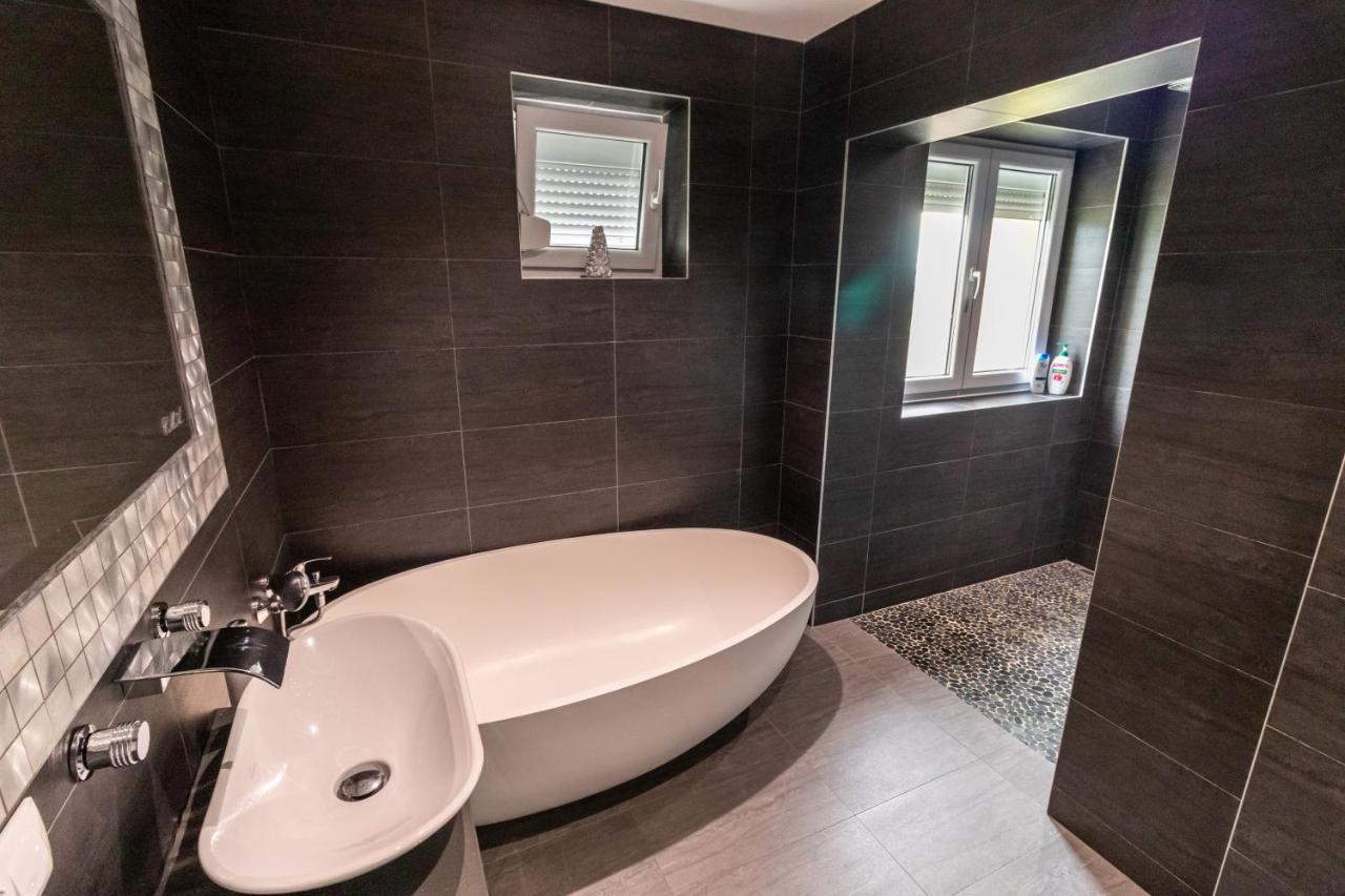 Tampa View Premium Apartment Brasov Bagian luar foto