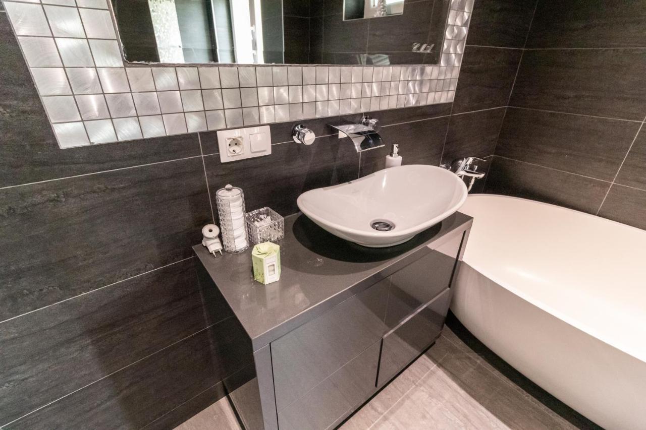 Tampa View Premium Apartment Brasov Bagian luar foto