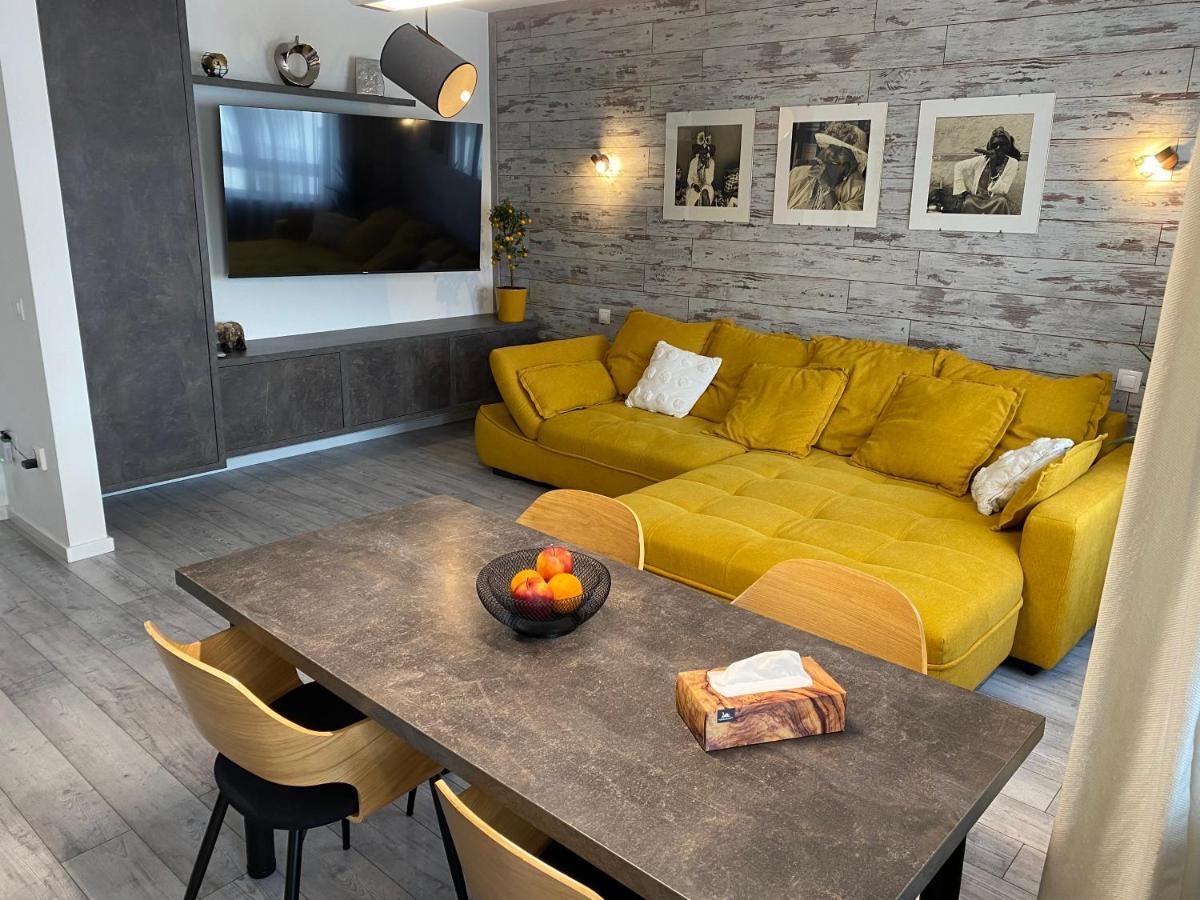 Tampa View Premium Apartment Brasov Bagian luar foto